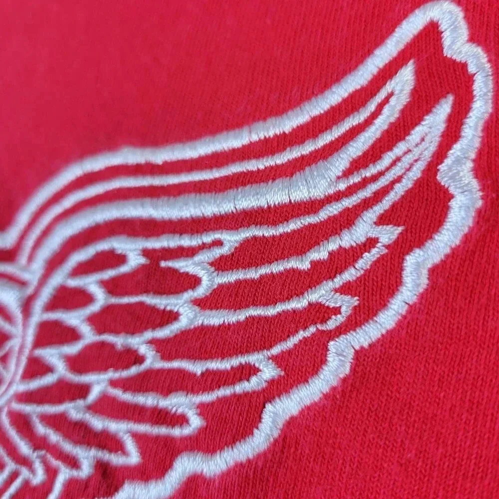 Vintage 90's NHL Detroit Red Wings T-Shirt Men's Size L Short Sleeve Vneck Red - Picture 5 of 9